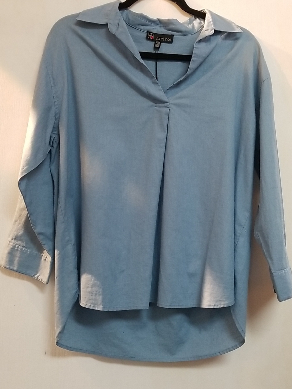 Cara Noir Light Blue Collared V-Neck Tunic Top